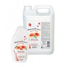Dog Generation Strawberries Biscuit Shampoo - výživný šampón na všetky typy rób s vôňou jahodových sušienok - Objem: 5L
