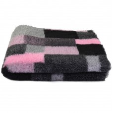 Blovi DryBed A+ - protišmykové lôžko, pelech pre domáce zvieratá, ružové káro (patchwork) - 150x100cm