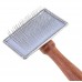 Madan Slicker Brush - profesionálna kefa na pudla s drevenou rukoväťou - S