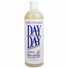 Chris Christensen Day To Day Moisturizing Shampoo - ovsený hydratačný šampón pre citlivú pokožku, s vitamínom E, koncentrát 1:8 - Kapacita: 473 ml