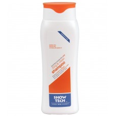 Show Tech Long & Clean Shampoo - výživný šampón pre dlhosrsté plemená - Kapacita: 5L